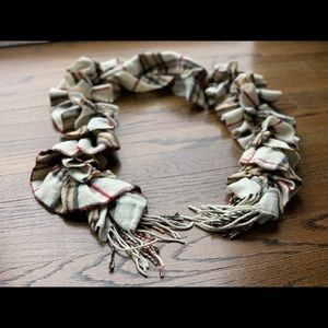 Cute scrunch scarf 🧣